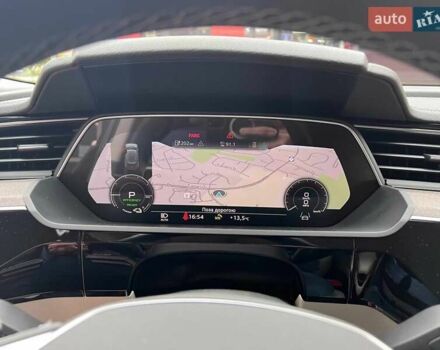 Чорний Ауді Q8 e-tron, об'ємом двигуна 0 л та пробігом 1 тис. км за 69900 $, фото 27 на Automoto.ua