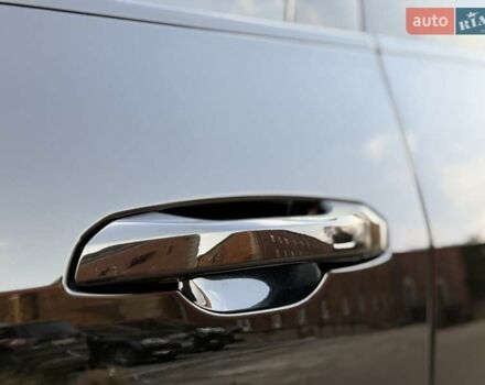 Чорний Ауді Q8 e-tron, об'ємом двигуна 0 л та пробігом 22 тис. км за 50999 $, фото 14 на Automoto.ua