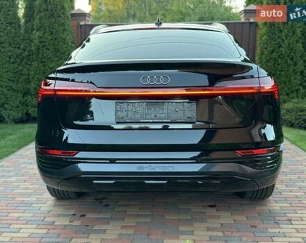 Черный Ауди Q8 e-tron, объемом двигателя 0 л и пробегом 20 тыс. км за 49999 $, фото 13 на Automoto.ua