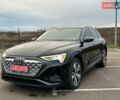 Чорний Ауді Q8 e-tron, об'ємом двигуна 0 л та пробігом 49 тис. км за 44200 $, фото 1 на Automoto.ua