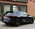 Чорний Ауді Q8 e-tron, об'ємом двигуна 0 л та пробігом 22 тис. км за 50999 $, фото 8 на Automoto.ua