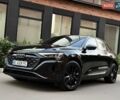 Чорний Ауді Q8 e-tron, об'ємом двигуна 0 л та пробігом 22 тис. км за 50999 $, фото 3 на Automoto.ua