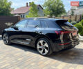 Черный Ауди Q8 e-tron, объемом двигателя 0 л и пробегом 31 тыс. км за 57900 $, фото 3 на Automoto.ua