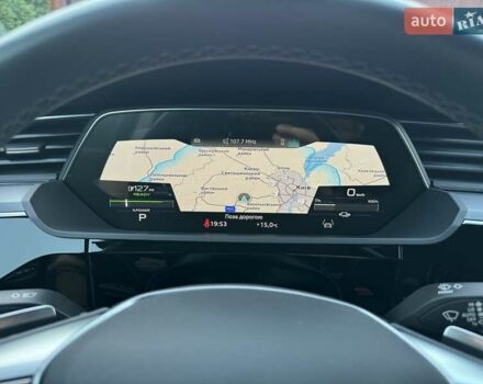 Черный Ауди Q8 e-tron, объемом двигателя 0 л и пробегом 20 тыс. км за 49999 $, фото 30 на Automoto.ua