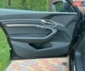 Черный Ауди Q8 e-tron, объемом двигателя 0 л и пробегом 20 тыс. км за 49999 $, фото 26 на Automoto.ua
