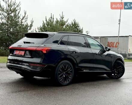 Черный Ауди Q8 e-tron, объемом двигателя 0 л и пробегом 32 тыс. км за 56700 $, фото 9 на Automoto.ua