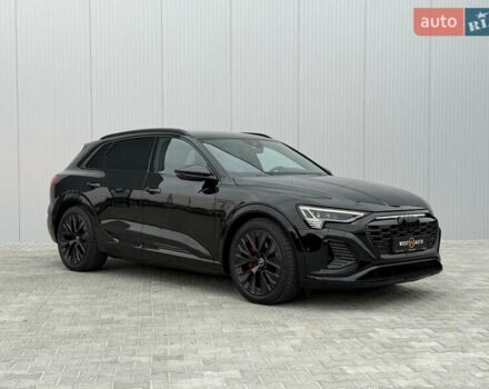 Ауді Q8 e-tron 2023 у Мукачеве на Automoto.ua Чорний Ауді Q8 e-tron, об'ємом двигуна 0 л та пробігом 38 тис. км за 64500 $, фото 1 на Automoto.ua