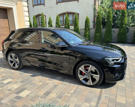 Черный Ауди Q8 e-tron, объемом двигателя 0 л и пробегом 31 тыс. км за 57900 $, фото 31 на Automoto.ua