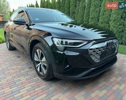 Черный Ауди Q8 e-tron, объемом двигателя 0 л и пробегом 20 тыс. км за 49999 $, фото 19 на Automoto.ua