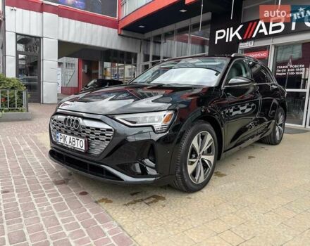 Чорний Ауді Q8 e-tron, об'ємом двигуна 0 л та пробігом 1 тис. км за 69900 $, фото 1 на Automoto.ua