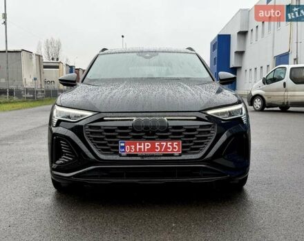 Черный Ауди Q8 e-tron, объемом двигателя 0 л и пробегом 32 тыс. км за 56700 $, фото 3 на Automoto.ua