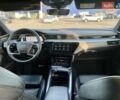 Черный Ауди Q8 e-tron, объемом двигателя 0 л и пробегом 35 тыс. км за 52950 $, фото 56 на Automoto.ua