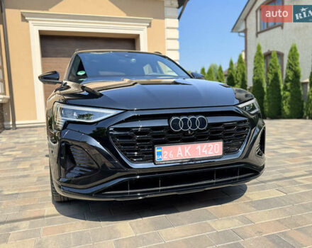 Черный Ауди Q8 e-tron, объемом двигателя 0 л и пробегом 31 тыс. км за 57900 $, фото 15 на Automoto.ua