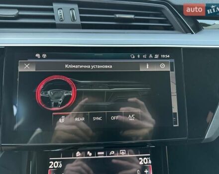 Черный Ауди Q8 e-tron, объемом двигателя 0 л и пробегом 20 тыс. км за 49999 $, фото 35 на Automoto.ua
