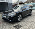Ауді Q8 e-tron 2023 у Івано-Франківську на Automoto.ua Чорний Ауді Q8 e-tron, об'ємом двигуна 0 л та пробігом 26 тис. км за 49900 $, фото 1 на Automoto.ua