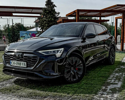 Черный Ауди Q8 e-tron, объемом двигателя 0 л и пробегом 66 тыс. км за 65000 $, фото 10 на Automoto.ua