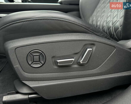 Ауді Q8 e-tron 2023 у Мукачеве на Automoto.ua Чорний Ауді Q8 e-tron, об'ємом двигуна 0 л та пробігом 38 тис. км за 64500 $, фото 14 на Automoto.ua