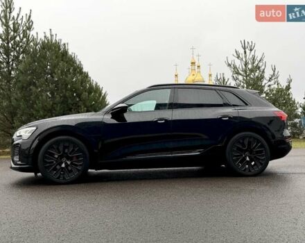Черный Ауди Q8 e-tron, объемом двигателя 0 л и пробегом 32 тыс. км за 56700 $, фото 14 на Automoto.ua