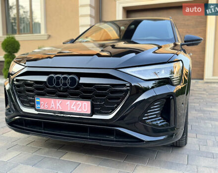 Черный Ауди Q8 e-tron, объемом двигателя 0 л и пробегом 31 тыс. км за 57900 $, фото 44 на Automoto.ua