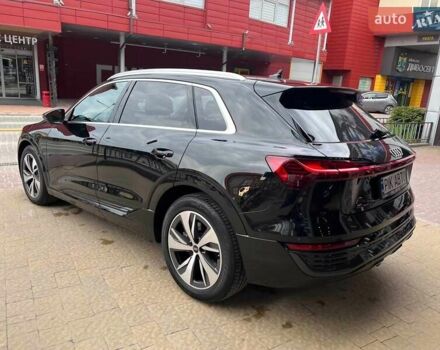 Чорний Ауді Q8 e-tron, об'ємом двигуна 0 л та пробігом 1 тис. км за 69900 $, фото 8 на Automoto.ua