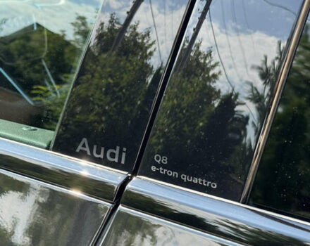 Черный Ауди Q8 e-tron, объемом двигателя 0 л и пробегом 31 тыс. км за 57900 $, фото 40 на Automoto.ua
