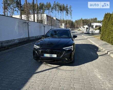 Чорний Ауді Q8 e-tron, об'ємом двигуна 0 л та пробігом 16 тис. км за 86000 $, фото 1 на Automoto.ua