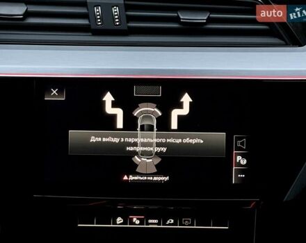 Черный Ауди Q8 e-tron, объемом двигателя 0 л и пробегом 32 тыс. км за 56700 $, фото 53 на Automoto.ua