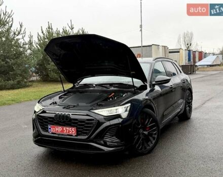 Черный Ауди Q8 e-tron, объемом двигателя 0 л и пробегом 32 тыс. км за 56700 $, фото 15 на Automoto.ua
