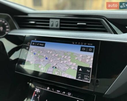 Чорний Ауді Q8 e-tron, об'ємом двигуна 0 л та пробігом 22 тис. км за 50999 $, фото 31 на Automoto.ua