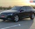 Чорний Ауді Q8 e-tron, об'ємом двигуна 0 л та пробігом 35 тис. км за 50900 $, фото 1 на Automoto.ua