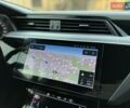 Черный Ауди Q8 e-tron, объемом двигателя 0 л и пробегом 33 тыс. км за 51115 $, фото 6 на Automoto.ua