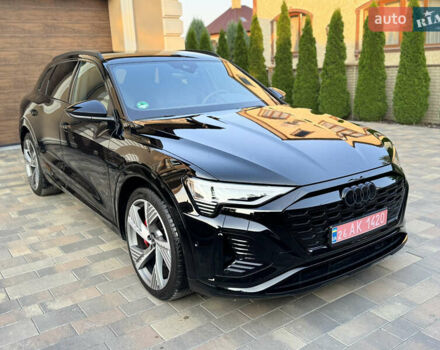 Черный Ауди Q8 e-tron, объемом двигателя 0 л и пробегом 31 тыс. км за 57900 $, фото 45 на Automoto.ua