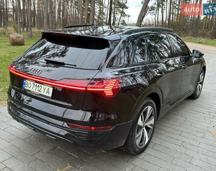 Чорний Ауді Q8 e-tron, об'ємом двигуна 0 л та пробігом 16 тис. км за 48500 $, фото 45 на Automoto.ua
