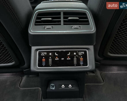 Чорний Ауді Q8 e-tron, об'ємом двигуна 0 л та пробігом 16 тис. км за 48500 $, фото 70 на Automoto.ua