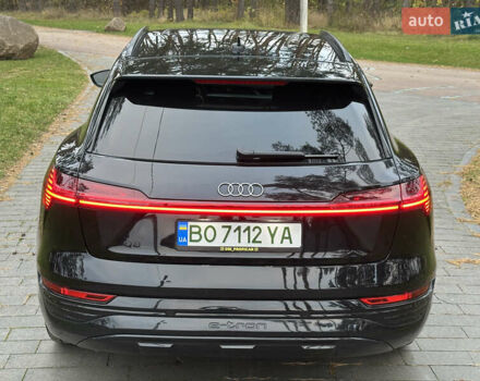 Чорний Ауді Q8 e-tron, об'ємом двигуна 0 л та пробігом 16 тис. км за 48500 $, фото 29 на Automoto.ua