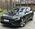 Чорний Ауді Q8 e-tron, об'ємом двигуна 0 л та пробігом 16 тис. км за 48500 $, фото 2 на Automoto.ua