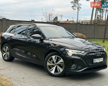 Чорний Ауді Q8 e-tron, об'ємом двигуна 0 л та пробігом 16 тис. км за 48500 $, фото 13 на Automoto.ua