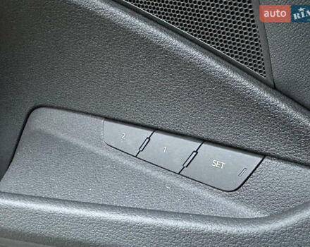 Чорний Ауді Q8 e-tron, об'ємом двигуна 0 л та пробігом 16 тис. км за 48500 $, фото 91 на Automoto.ua