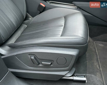 Чорний Ауді Q8 e-tron, об'ємом двигуна 0 л та пробігом 16 тис. км за 48500 $, фото 52 на Automoto.ua