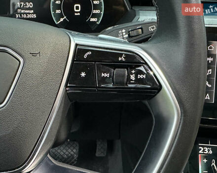 Чорний Ауді Q8 e-tron, об'ємом двигуна 0 л та пробігом 16 тис. км за 48500 $, фото 83 на Automoto.ua