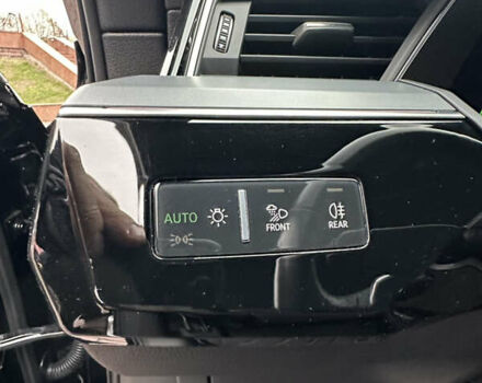Чорний Ауді Q8 e-tron, об'ємом двигуна 0 л та пробігом 25 тис. км за 54000 $, фото 42 на Automoto.ua