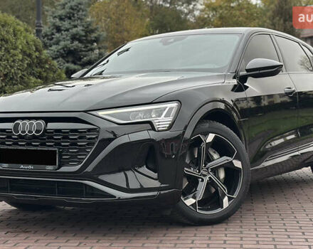 Ауді Q8 e-tron 2024 у Дніпро (Дніпропетровську) на Automoto.ua Чорний Ауді Q8 e-tron, об'ємом двигуна 0 л та пробігом 25 тис. км за 58000 $, фото 1 на Automoto.ua