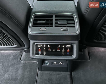 Чорний Ауді Q8 e-tron, об'ємом двигуна 0 л та пробігом 16 тис. км за 48500 $, фото 63 на Automoto.ua