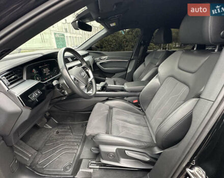 Чорний Ауді Q8 e-tron, об'ємом двигуна 0 л та пробігом 25 тис. км за 54000 $, фото 16 на Automoto.ua