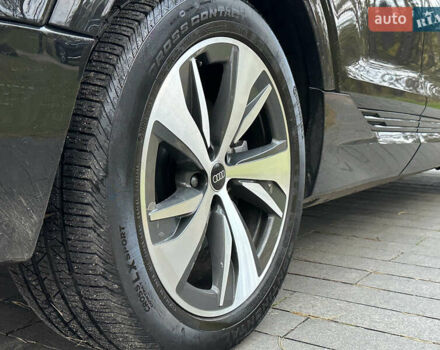 Чорний Ауді Q8 e-tron, об'ємом двигуна 0 л та пробігом 16 тис. км за 48500 $, фото 36 на Automoto.ua
