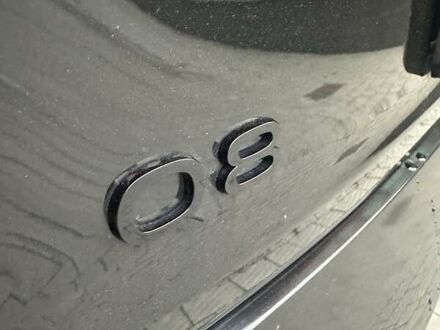 Черный Ауди Q8 e-tron, объемом двигателя 0 л и пробегом 27 тыс. км за 47900 $, фото 1 на Automoto.ua