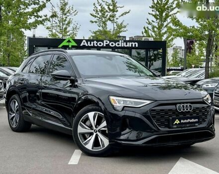 Ауди Q8 e-tron, объемом двигателя 0 л и пробегом 12 тыс. км за 56800 $, фото 2 на Automoto.ua