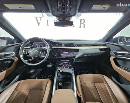 Ауди Q8 e-tron, объемом двигателя 0 л и пробегом 5 тыс. км за 48500 $, фото 17 на Automoto.ua