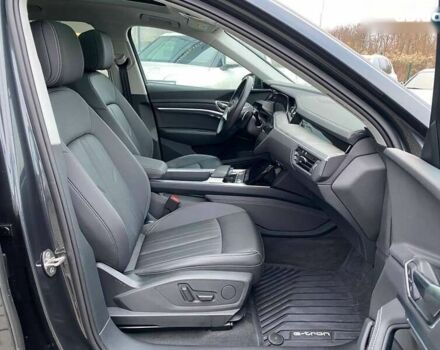 Ауді Q8 e-tron, об'ємом двигуна 0 л та пробігом 31 тис. км за 42300 $, фото 24 на Automoto.ua