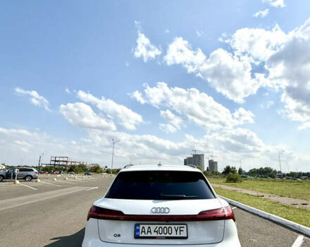 Ауди Q8 e-tron, объемом двигателя 0 л и пробегом 17 тыс. км за 57000 $, фото 3 на Automoto.ua
